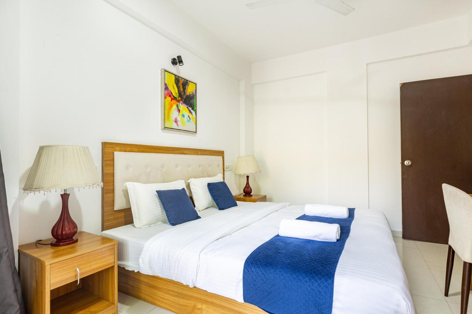 Golden Waves Holidays Hotel