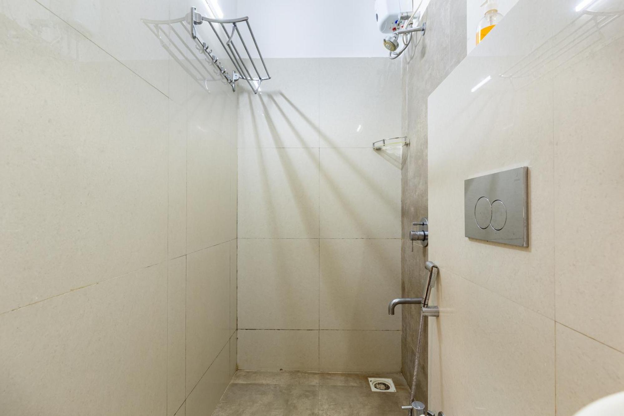 Golden Waves Holidays Hotel 3*